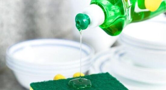 Tips Menggunakan Sabun Cuci Piring Agar Hemat Air